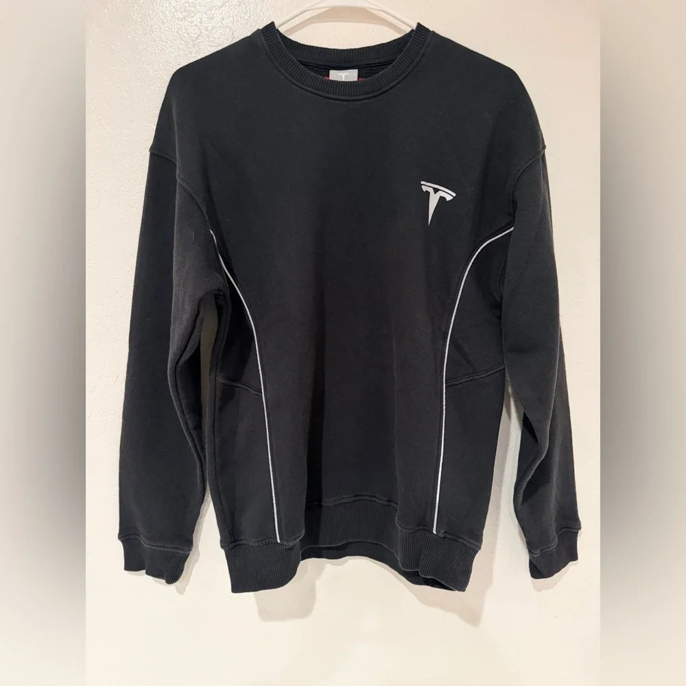 Tesla Men's Black Crewneck Sweatshirt Unisex size Small
